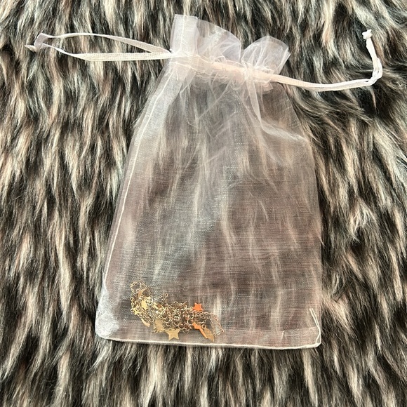 Gold Hamsa Necklace - Picture 3 of 3